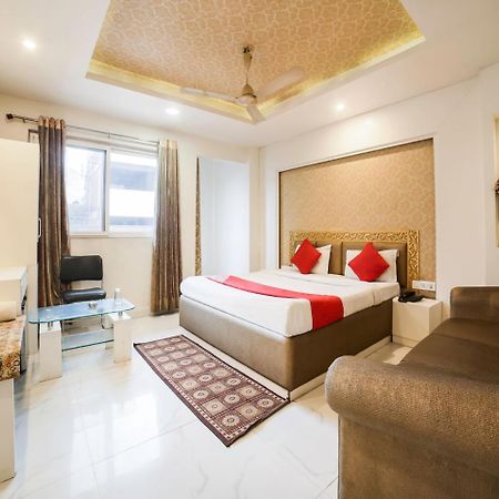 Oyo 10277 Hotel Delux Golden Аджмер Екстериор снимка