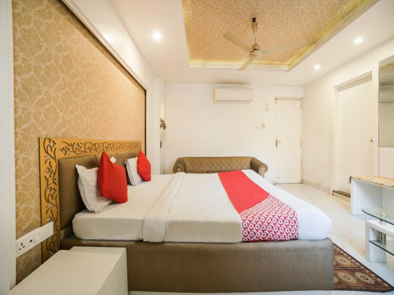 Oyo 10277 Hotel Delux Golden Аджмер Екстериор снимка
