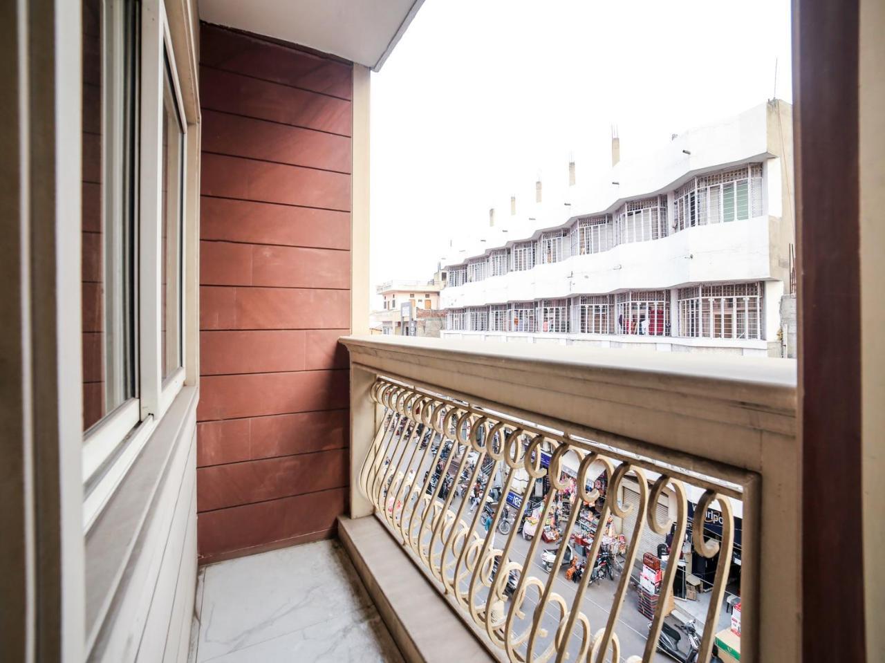 Oyo 10277 Hotel Delux Golden Аджмер Екстериор снимка